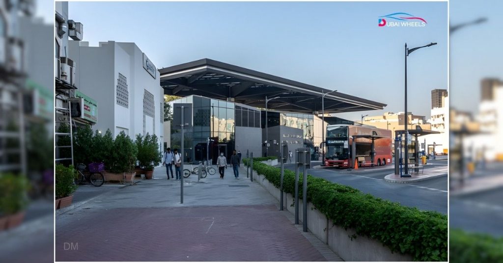 Union Metro Bus Station Dubai – Metro interchange and bus terminal connecting Red and Green Lines