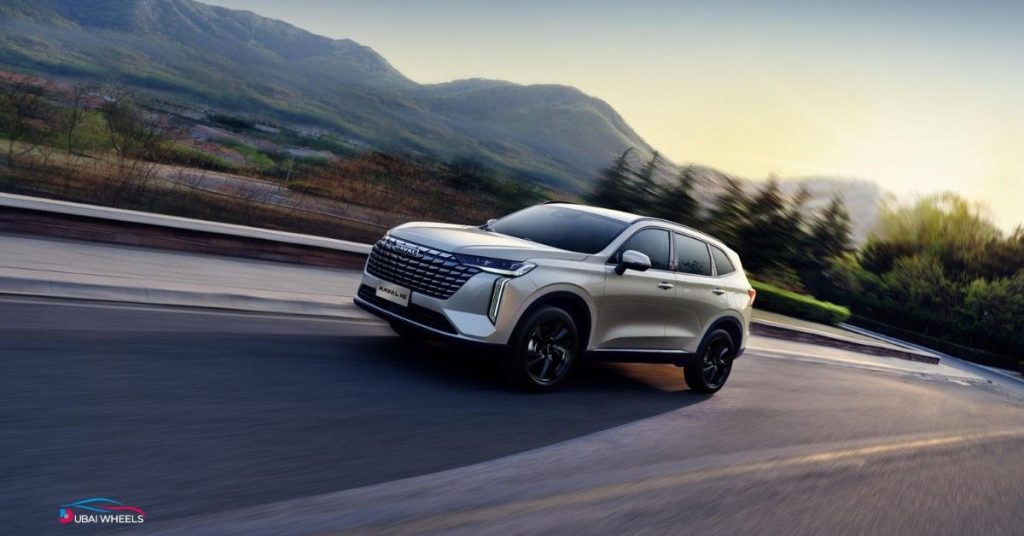 Engine and performance comparison of MG HS vs Haval H6 UAE 2025 showing city and highway driving, turbocharged engine, and SUV handling