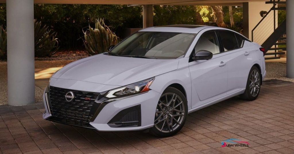 2025 Nissan Altima UAE showing sporty design, tech-savvy interior, and performance features for long-distance driving compared to Toyota Camry.