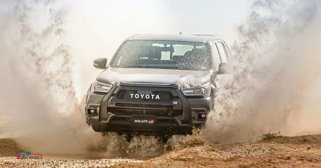 Ford Ranger Raptor vs Toyota Hilux GR-Sport UAE