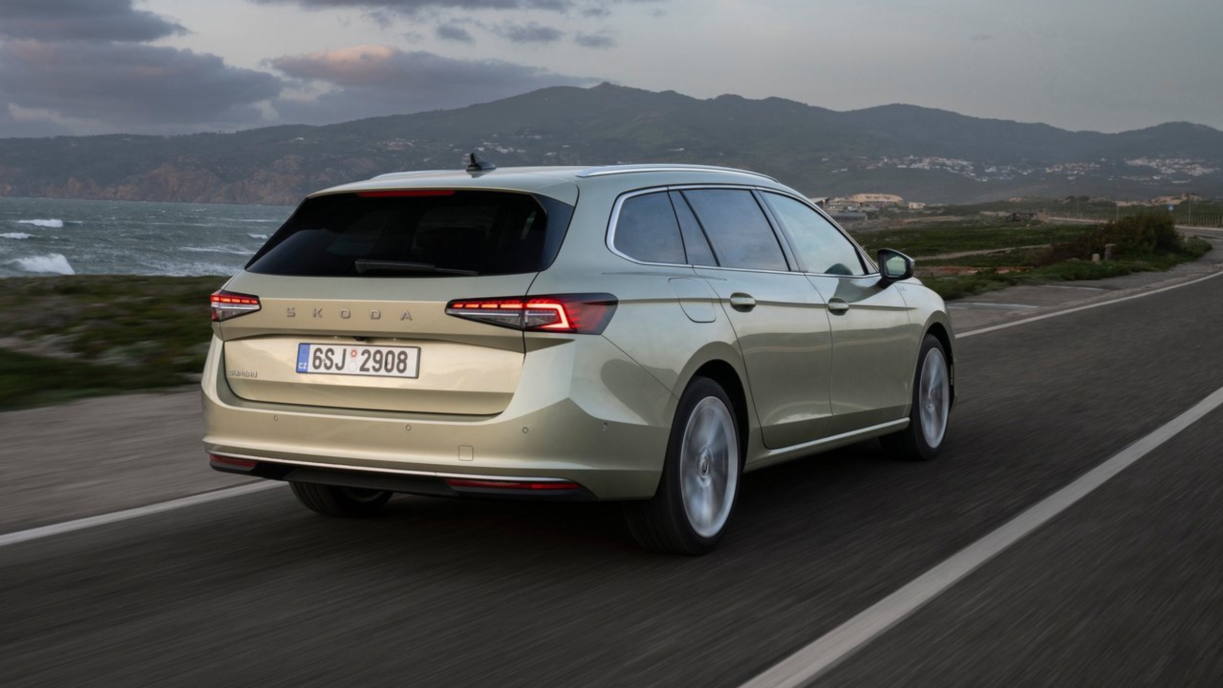 All-New Superb Combi