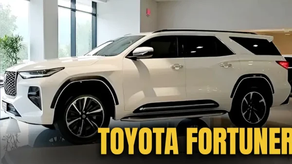 2025 Toyota Fortuner Review: Price, Features & Specs