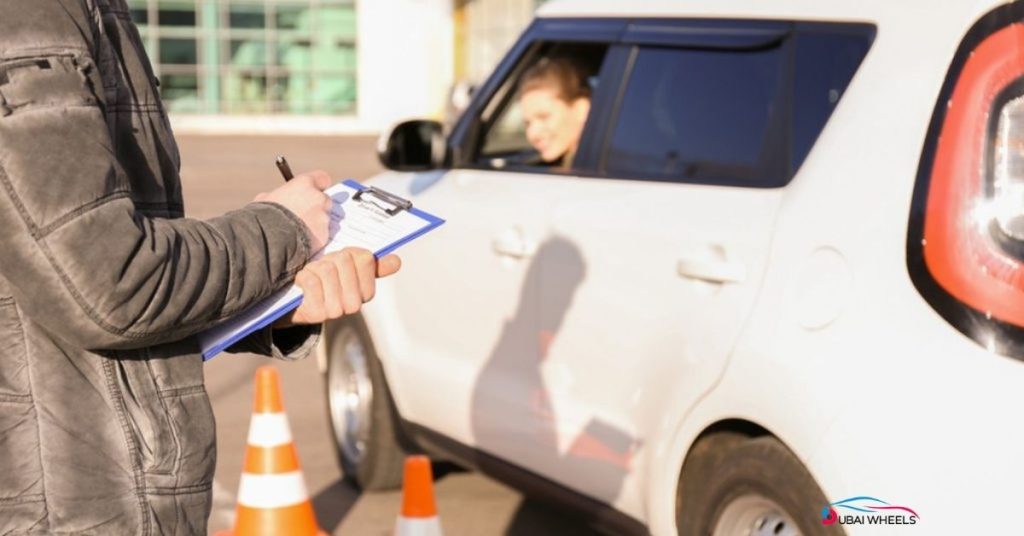 Eligibility criteria for Dubai Driving License Renewal 2025 for UAE citizens and residents