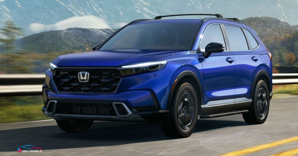 Honda CR-V UAE interior showing premium seating, smooth ride quality, and quiet city driving comfort.